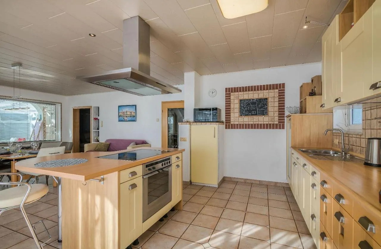 Holiday House Nika With Pool And Jacuzzi Linardići Semesterbostad